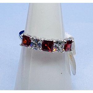 Ring Bomb Party Ring, NWOT, Size 7